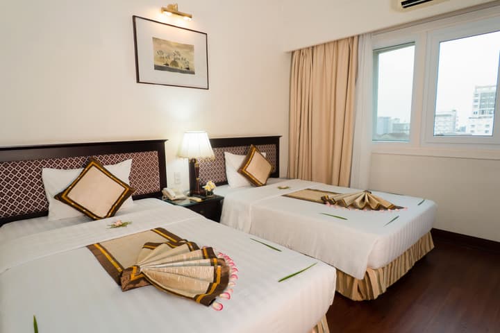 Century Riverside Hotel Hue
