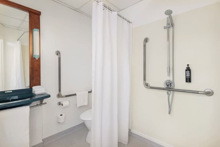 ibis Wellington