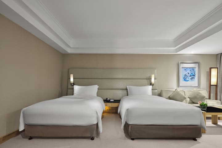 DoubleTree by Hilton Hotel Shanghai - Pudong