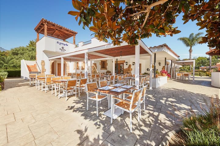 Hotel PortAventura - Includes unlimited access to PortAventura Park & 1 day access to Ferrari Land