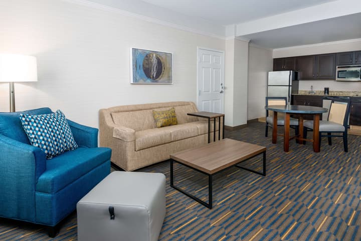 Hampton Inn & Suites Buffalo Downtown