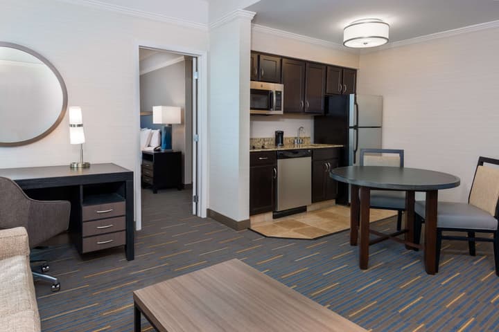 Hampton Inn & Suites Buffalo Downtown