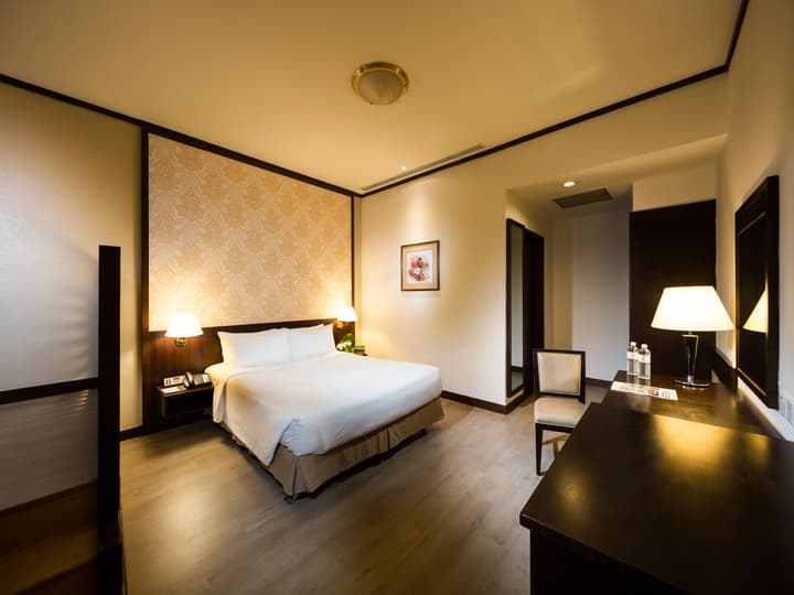 Village Hotel Albert Court by Far East Hospitality