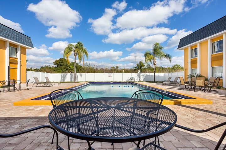 Quality Inn & Suites Heritage Park