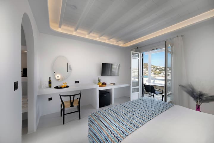 Deliades Mykonos