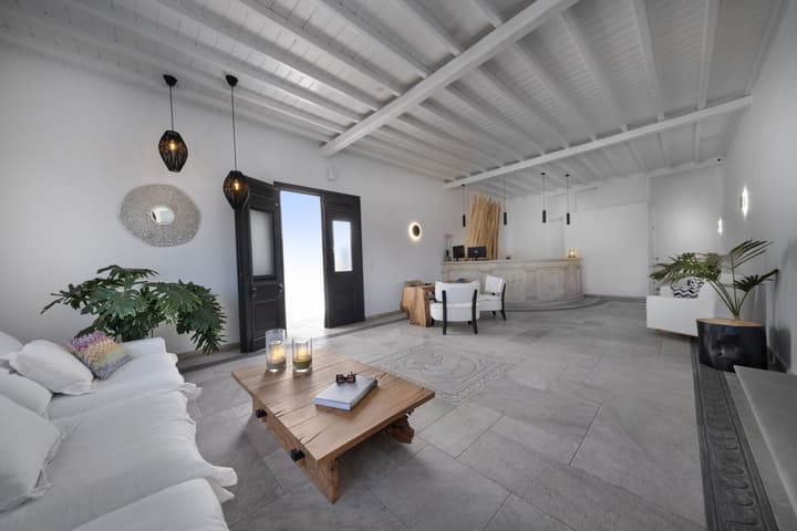 Deliades Mykonos
