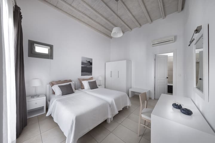 Deliades Mykonos