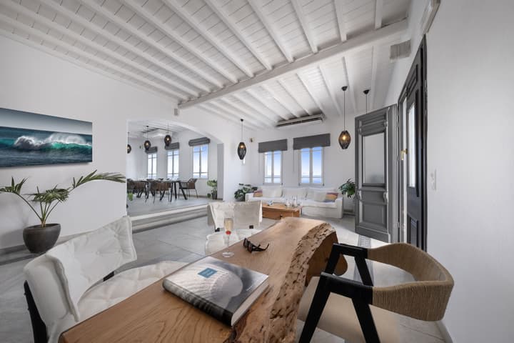 Deliades Mykonos