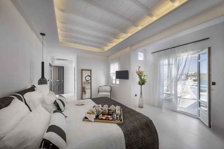 Deliades Mykonos