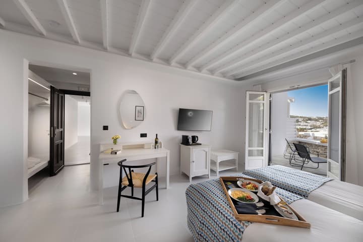 Deliades Mykonos