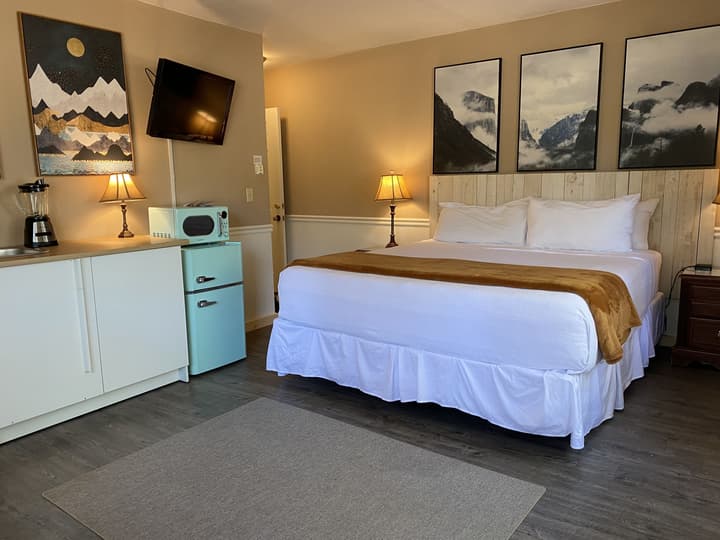 Cinnamon Bear Inn