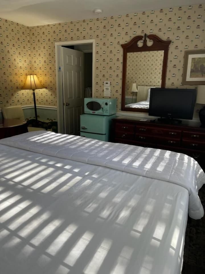 Cinnamon Bear Inn