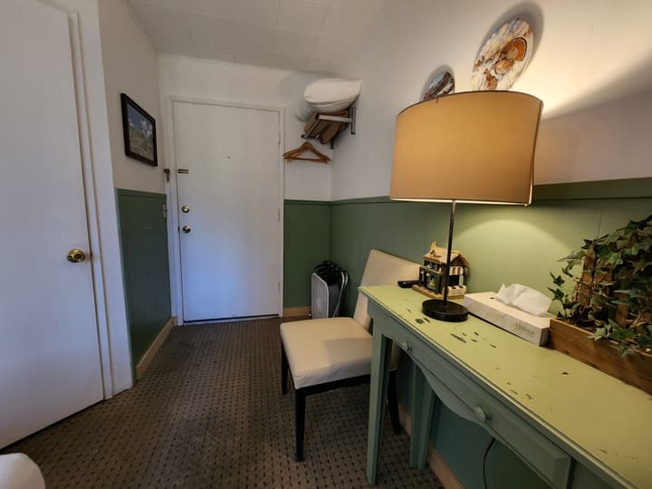 Cinnamon Bear Inn