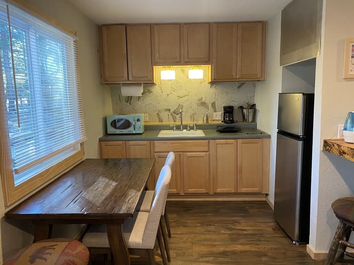 Cinnamon Bear Inn