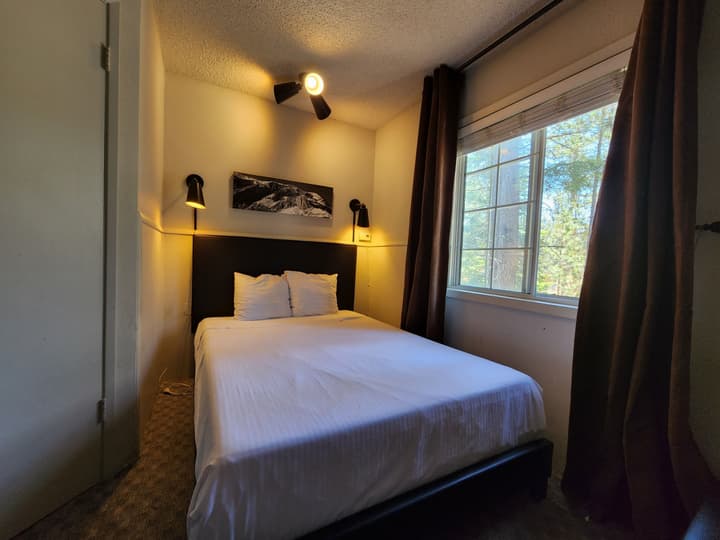 Cinnamon Bear Inn