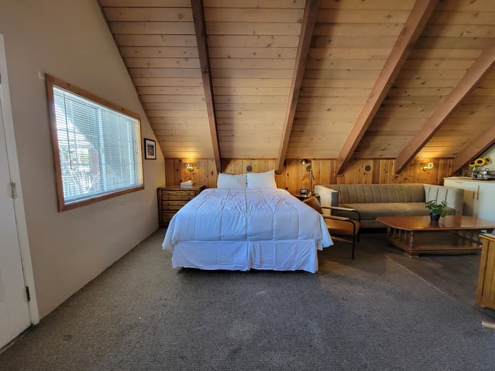 Cinnamon Bear Inn