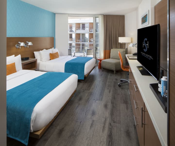 Shore Hotel