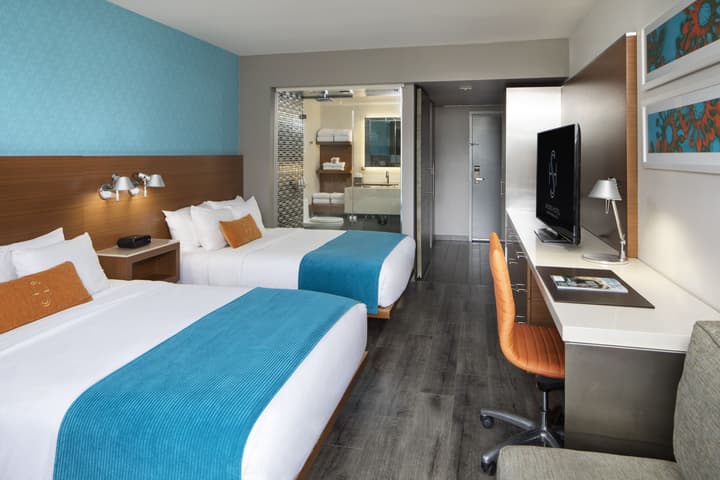 Shore Hotel