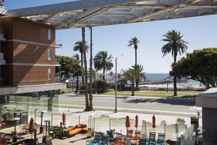 Shore Hotel