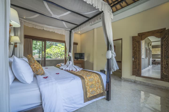 Cendana Resort & Spa