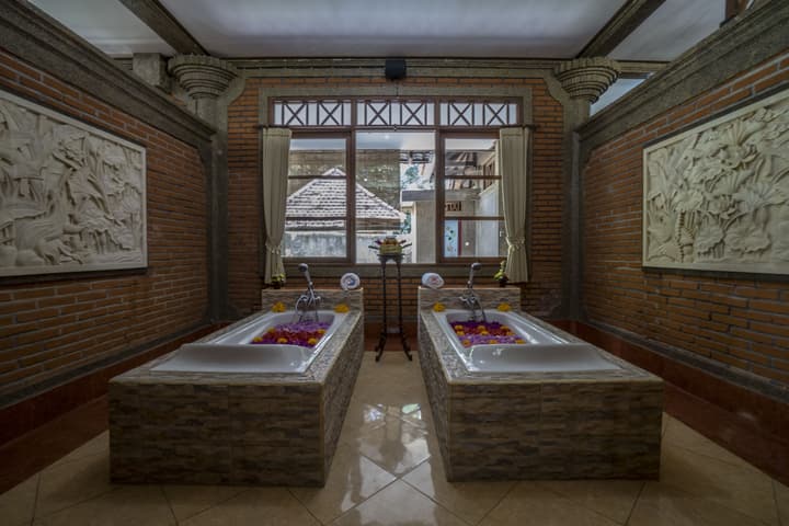 Cendana Resort & Spa