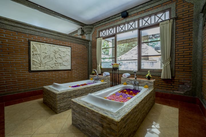 Cendana Resort & Spa