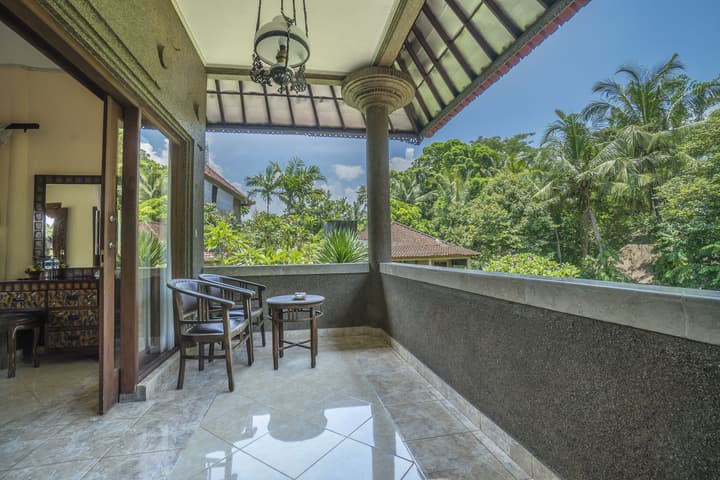 Cendana Resort & Spa