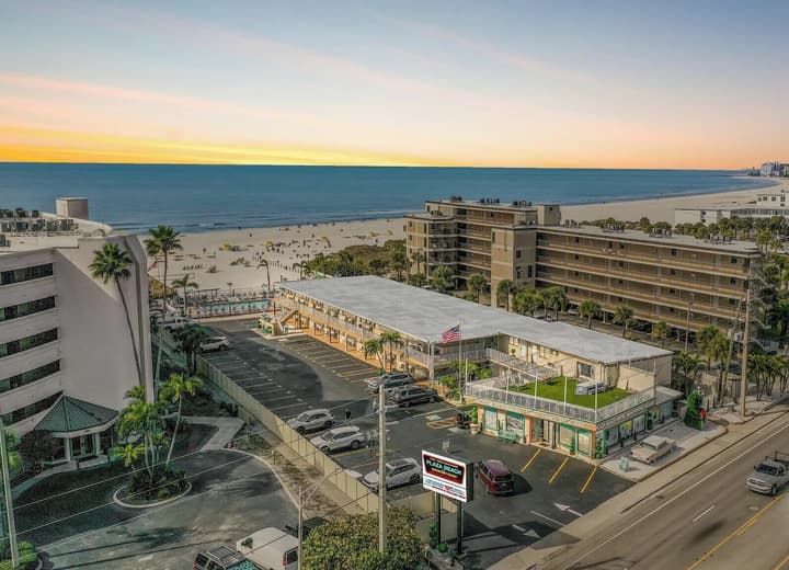 Plaza Beach Hotel Beachfront Resort