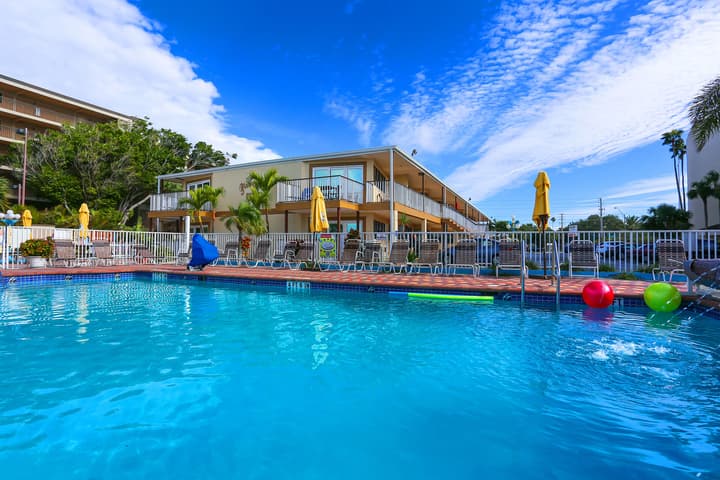 Plaza Beach Hotel Beachfront Resort