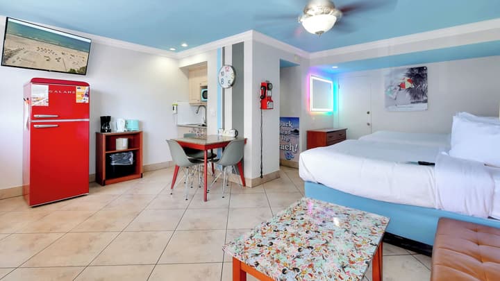 Plaza Beach Hotel Beachfront Resort