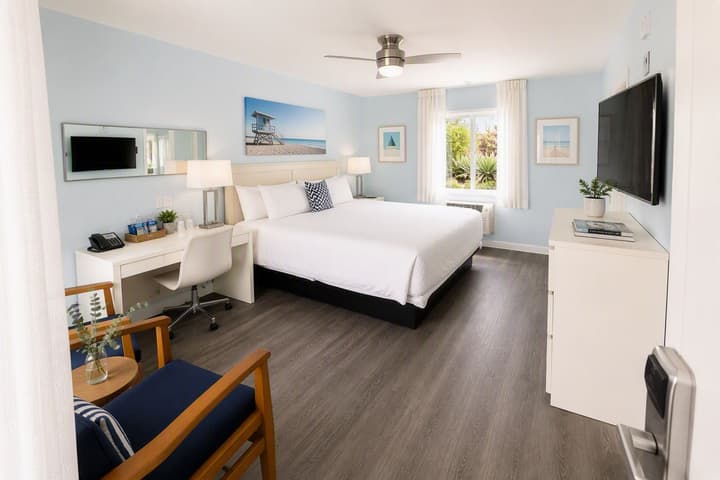 Bayside Hotel