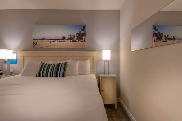Bayside Hotel