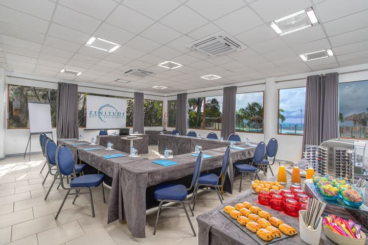 Zenitude Hôtel-Résidences le Salako