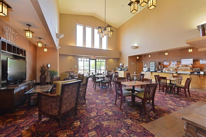 Holiday Inn Express & Suites Gillette by IHG