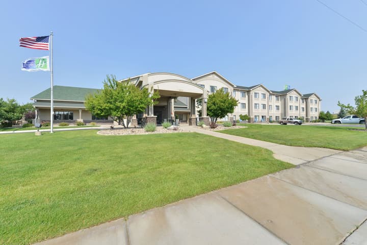 Holiday Inn Express & Suites Gillette by IHG