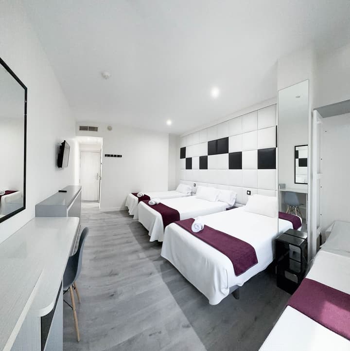 Hotel Avenida de España