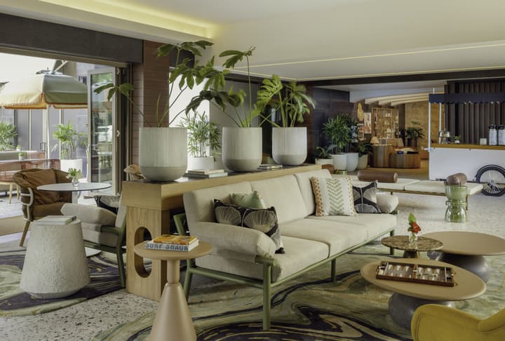 The Ambassador Hotel of Waikiki, Tapestry Collection by Hilton