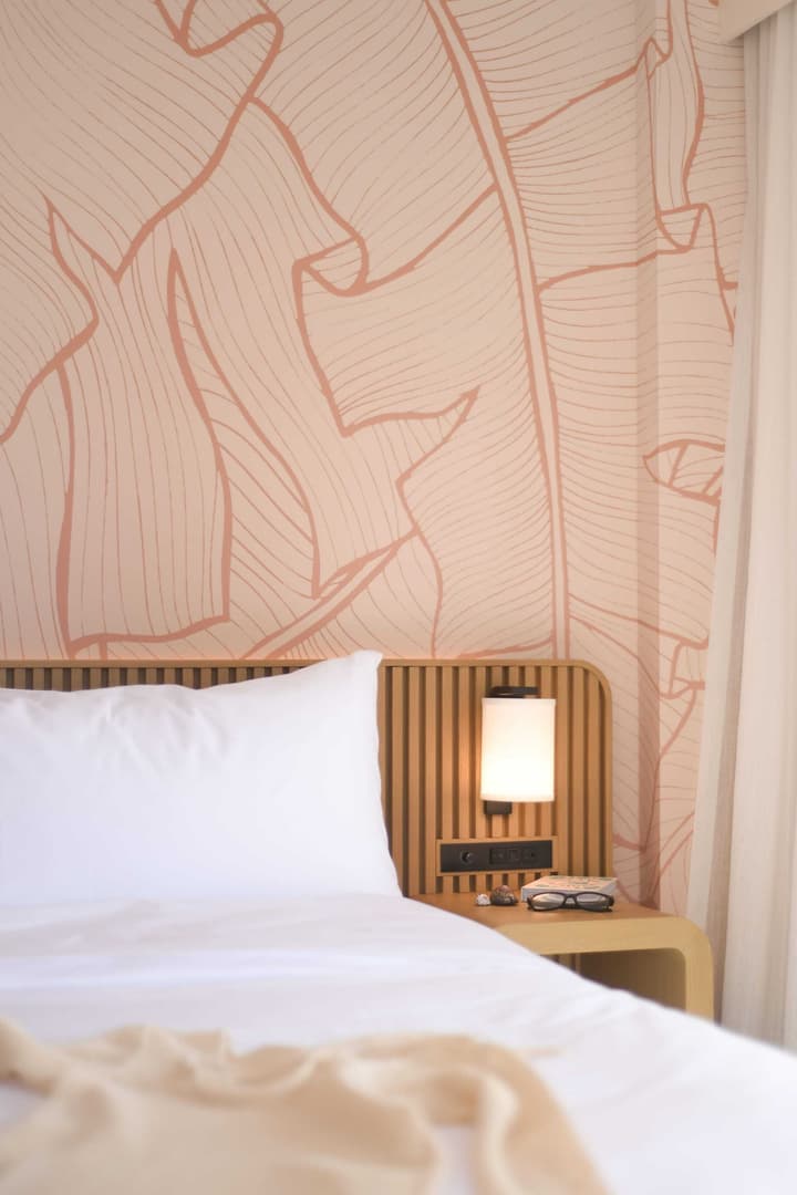 The Ambassador Hotel of Waikiki, Tapestry Collection by Hilton