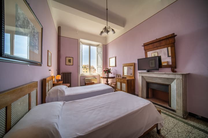 Royal Victoria Hotel
