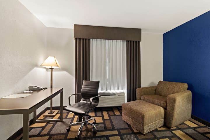 Best Western Galleria Inn & Suites