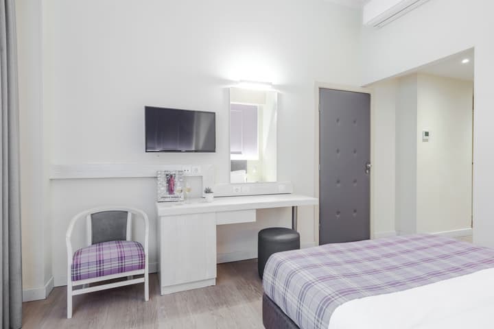 Athens Cypria Hotel
