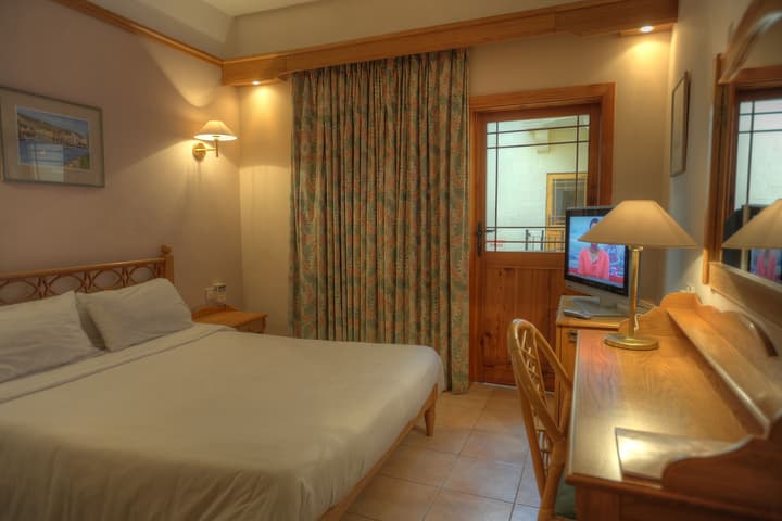 Saint Patrick's Hotel