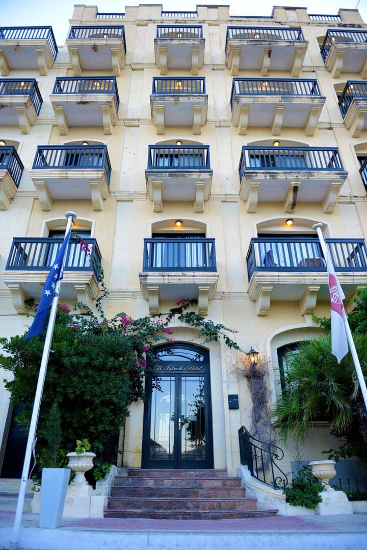 Saint Patrick's Hotel