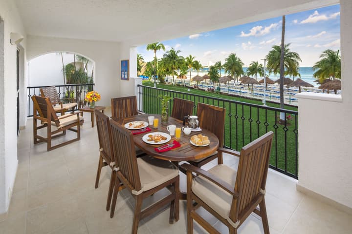 Beachscape Kin ha Villas & Suites