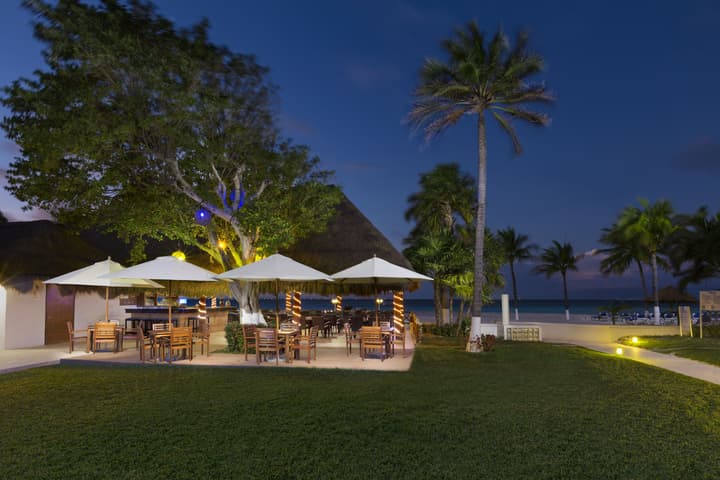 Beachscape Kin ha Villas & Suites