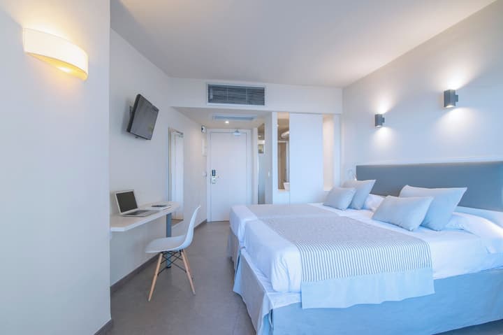 Hotel El Puerto by Pierre & Vacances