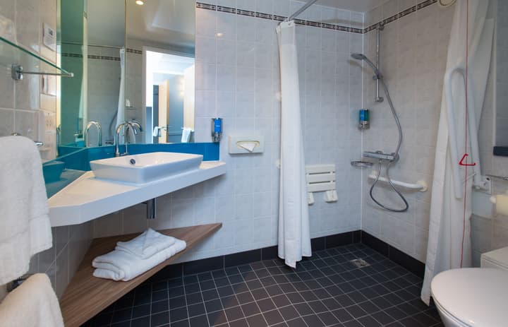 Holiday Inn Express Bath by IHG