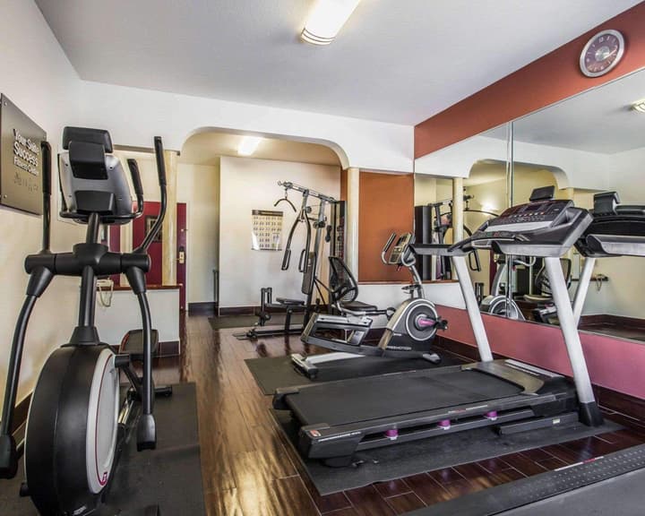 Comfort Suites Bakersfield