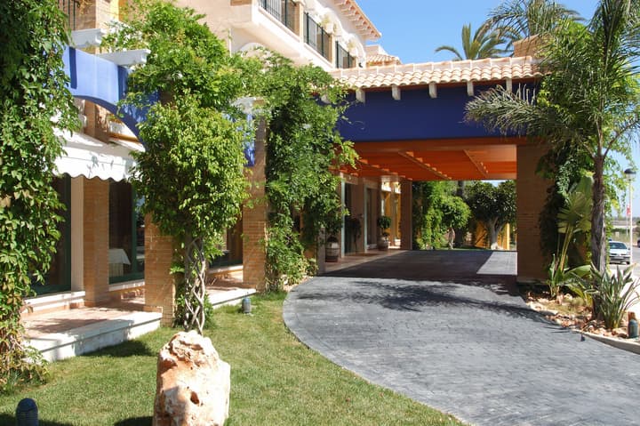 Hotel La Laguna Spa And Golf