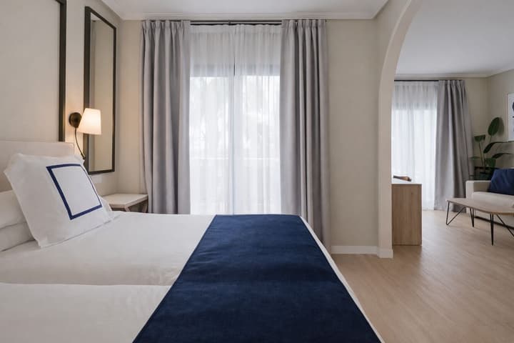 Hotel La Laguna Spa And Golf